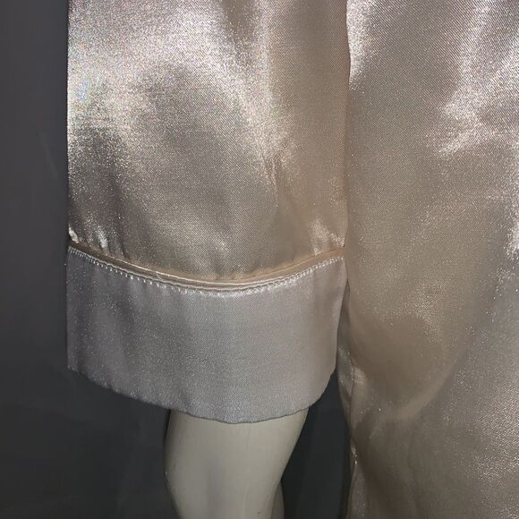 Vintage satin Delicates buttercream nightgown. Medium - Picture 6 of 12
